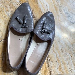 Zara Basic taupe gray reptile tassels/pointed toe